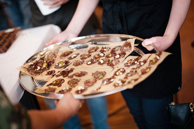 2.5h Belgian Chocolate Pralines Workshop in Brussels - Hot Chocolate with Your Chocolates: Why the Pairing Matters