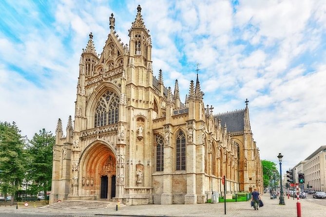 3-Hours Private Sightseeing Trip in Brussels - Why this private car route works so well in Brussels