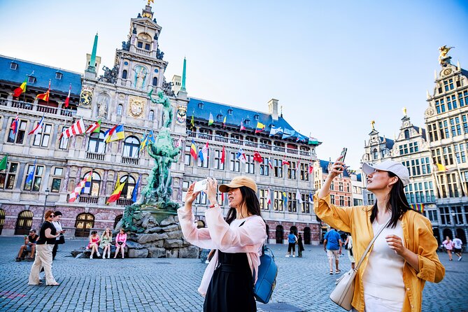 Antwerp Sightseeing Tour from Brussels - Meir and Grote Markt: shopping boulevard meets the city’s stage