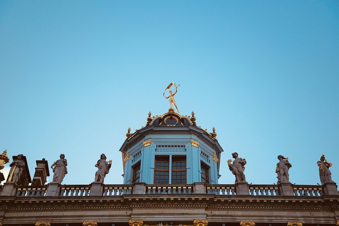 Architecture Tour of Brussels - Getting your bearings: Godiva Grand Place at 8:00 pm