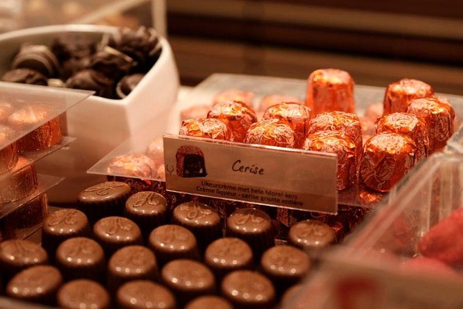 Beer & Chocolate pairing in Brussels - Rue des Foulons meet-up and how the 7:30 pm timing feels