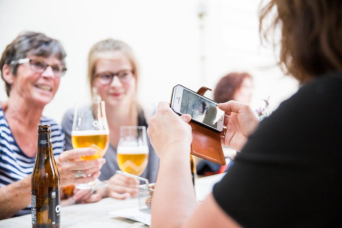 BeerWalk Brussels (English guide) - Stop 3: La Fleur en Papier Dore Brings Art-Lover Energy