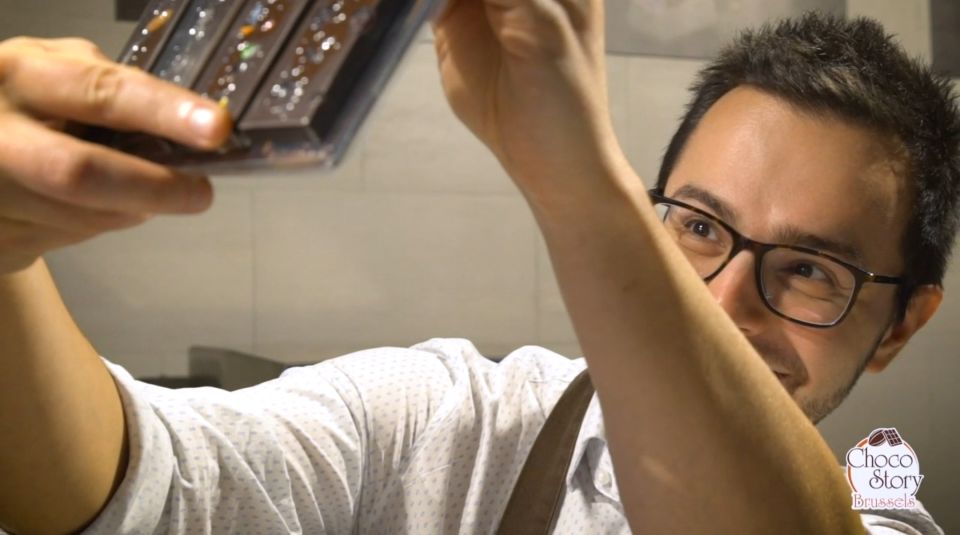 Brussels: 2.5-Hour Chocolate Museum Visit with Workshop - Piping-bag technique and pro tips you can actually use