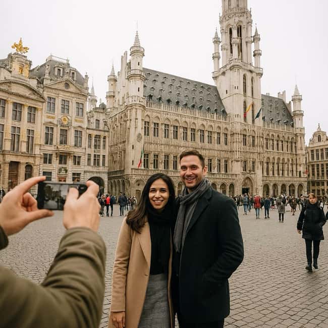 Brussels: 2-Hour Walking Tour of the Historic Center with a Local Guide - Saint-Hubert Royal Galleries: glass-roof elegance for a short recharge