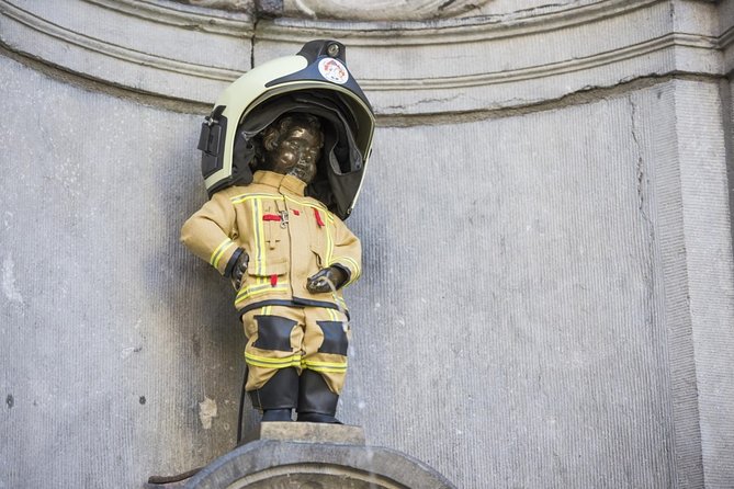 Brussels All In Tour : Belgian food, chocolate, beer, sightseeing - Place St. Gery and the Lost River Zenne Story
