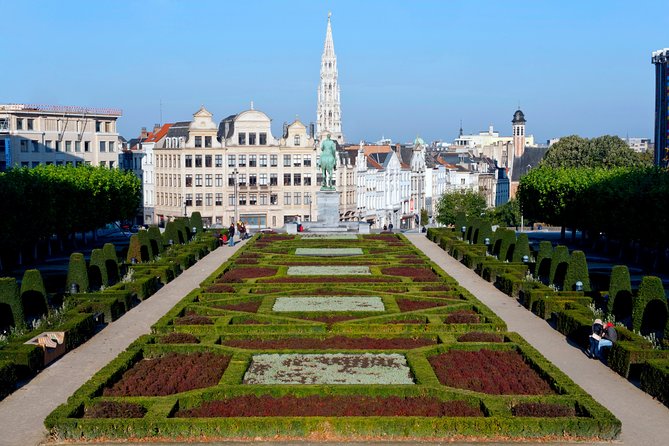 Brussels All In Tour : Belgian food, chocolate, beer, sightseeing - Place Sainte-Catherine Lunch: Mussels, Frites, and Real Belgian Comfort