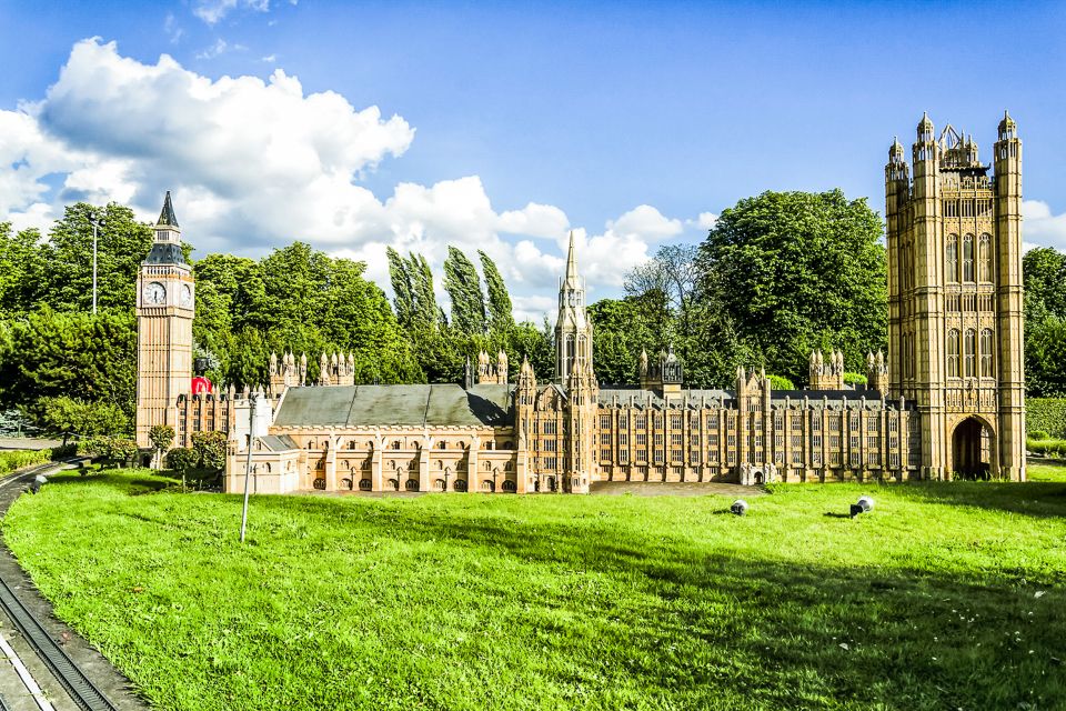 Brussels: Entry Ticket to Mini-Europe - Getting in at Bruparck: Where you start and what to bring