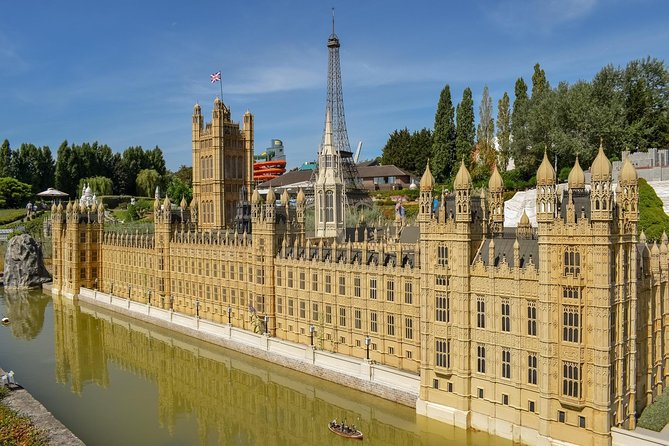 Brussels’ European Quarter And The Atomium - Parliamentarium and the EU Parliament: the most useful museum stop