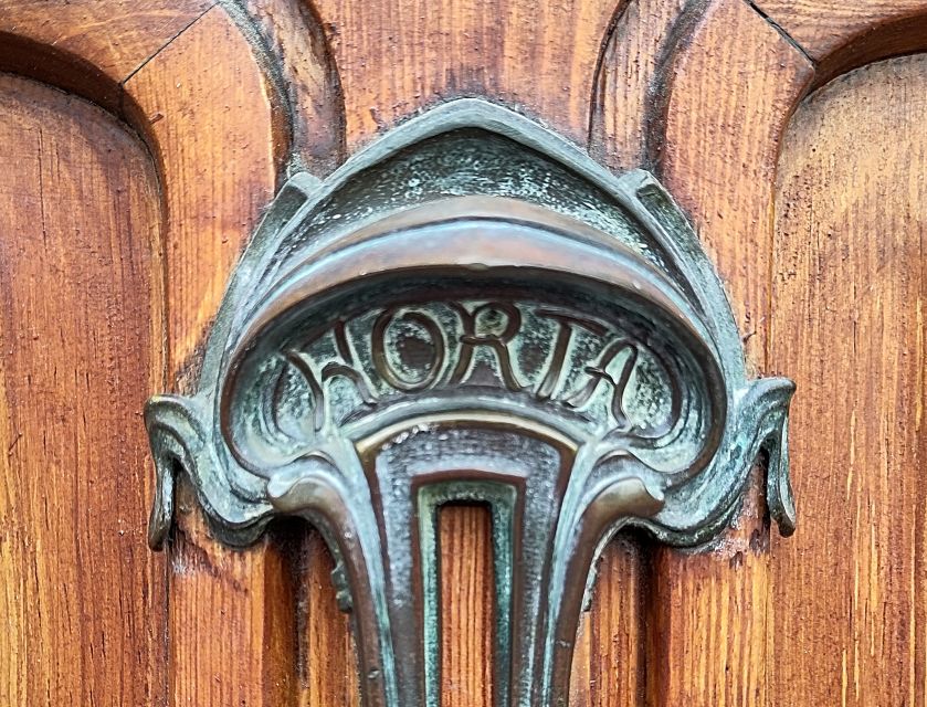 Brussels: Fall and Rise of Art-Nouveau Guided Tour - Price and Value: What $17 Buys in 150 Minutes