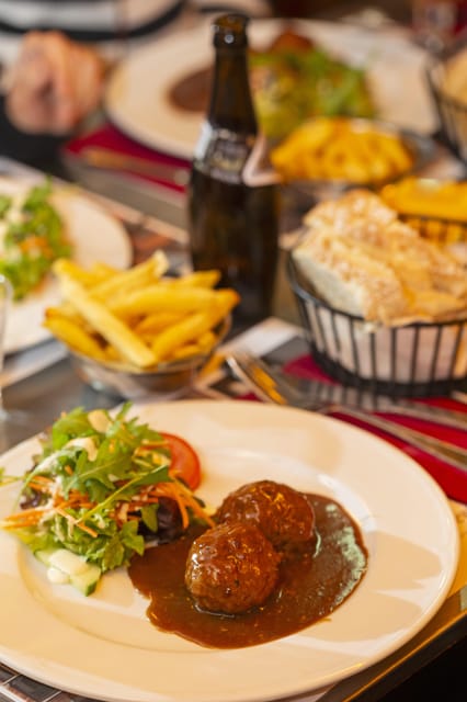 Brussels Food Tour: Main Dish, Beer, Waffle & Chocolate - Quick hits (what makes this tour worth your time)