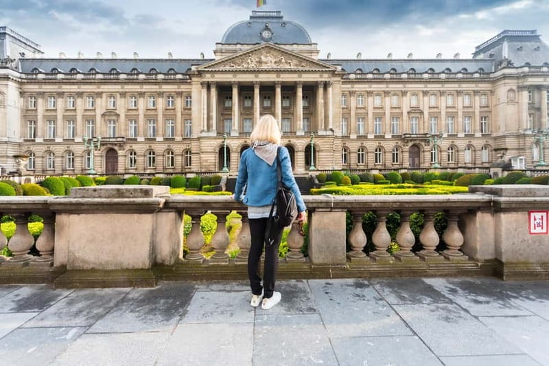 Brussels: Highlights and Hidden Corners Private Guided Walk - Grand-Place and Town Hall tower: The photo moment, explained