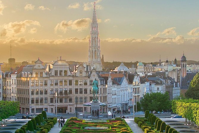 Brussels: Historical Walking Tour with Chocolate & Waffle Tasting - Mary Chocolatier: Royal Galleries chocolate and the end-of-tour sweet finish