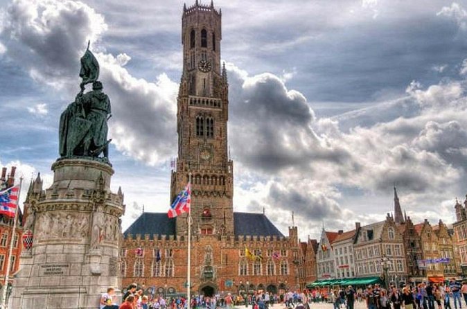 Brussels Politics Tour: Private & Personalized with a Local Guide - A 19th-Century Park That Links National Pride to European Unity