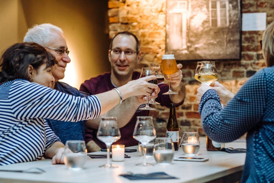 Brussels: Private Beers, Bars, and Live Music Tour by Night - The drink-and-snack setup: what’s included and how to use it
