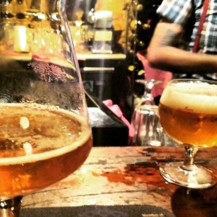 Brussels: Pub Crawl and Nightlife Party Experience - What to bring (and how to avoid door-day problems)