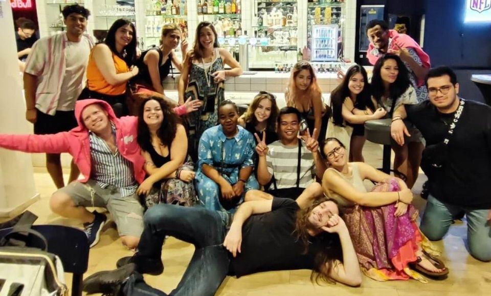 Brussels Tipsy Tour: Cocktail Making, Painting & Chocolates - Should you book this Brussels Tipsy Tour?