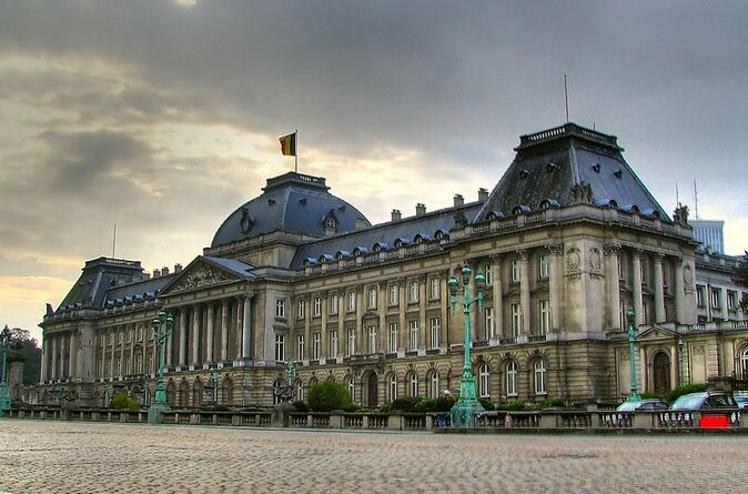 Brussels Tootbus Discovery Hop On Hop Off Bus and walking tours - Key things I think are genuinely useful