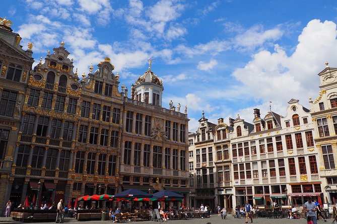 Discover Brussels while escaping the zombies! Escape game - Price and value: is $17 worth a two-hour phone game?