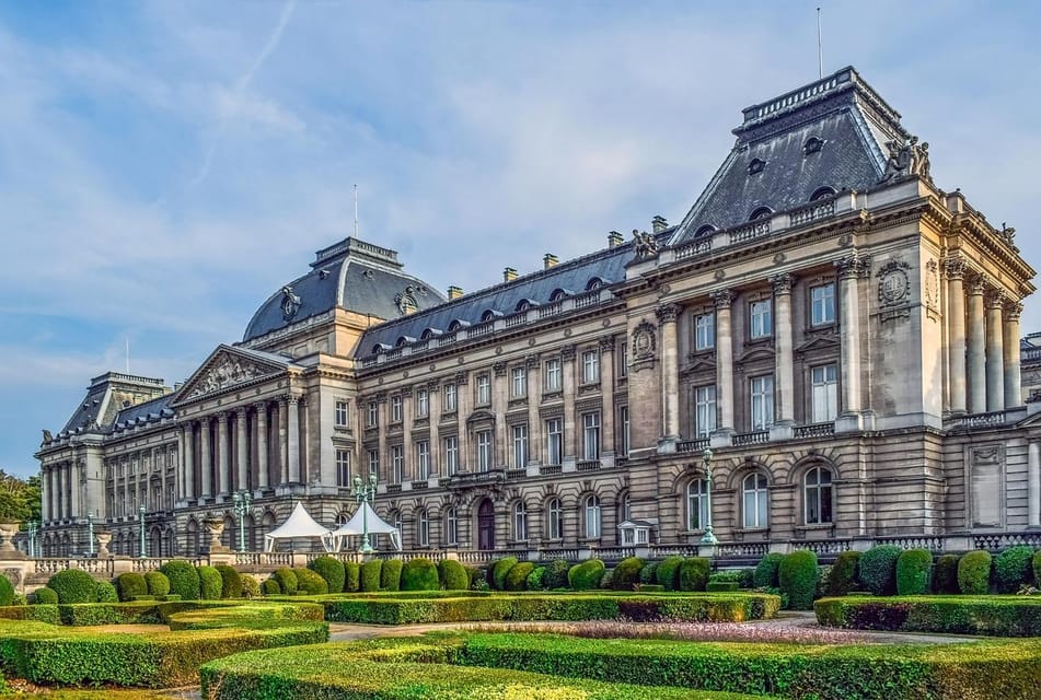 From Amsterdam: To Brussels - Travel as a VIP - Chocolate tasting: the practical luxury stop