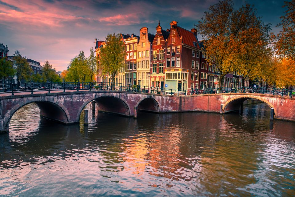 From Brussels: Day Trip to Amsterdam with Canal Boat Cruise - 3.5 hours of free time: how to spend it without stressing
