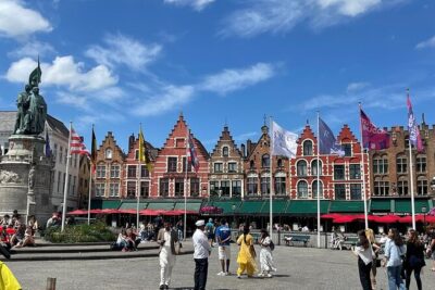Private Arrival Transfer from Brussels Airport to Bruges with Business car - What’s included in the business-car ride (and what that means for you)