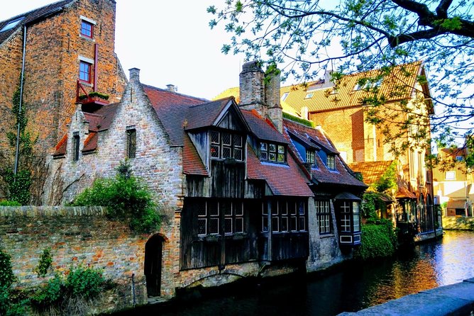 Private Transfer from Brussels Airport to Bruges By Business car - Brussels Airport to Bruges: why this transfer feels worth it