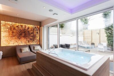 Private Wellness (3 hours) - Treatments from the bespoke menu: massage and beauty upgrades
