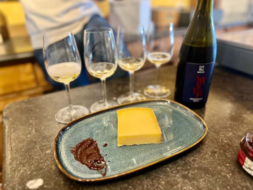 Secret Food Tours Brussels - A family boutique with 190 years of biscuits