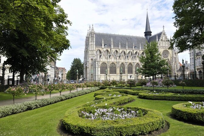 The Most Complete Tour Of Brussels - Manneken Pis: Fast Photo, Strong Story